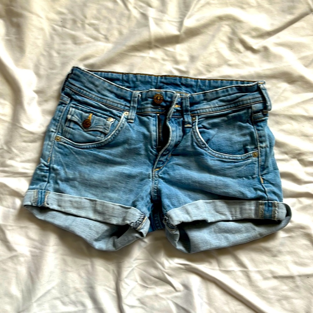 H and M blue Jean shorts
